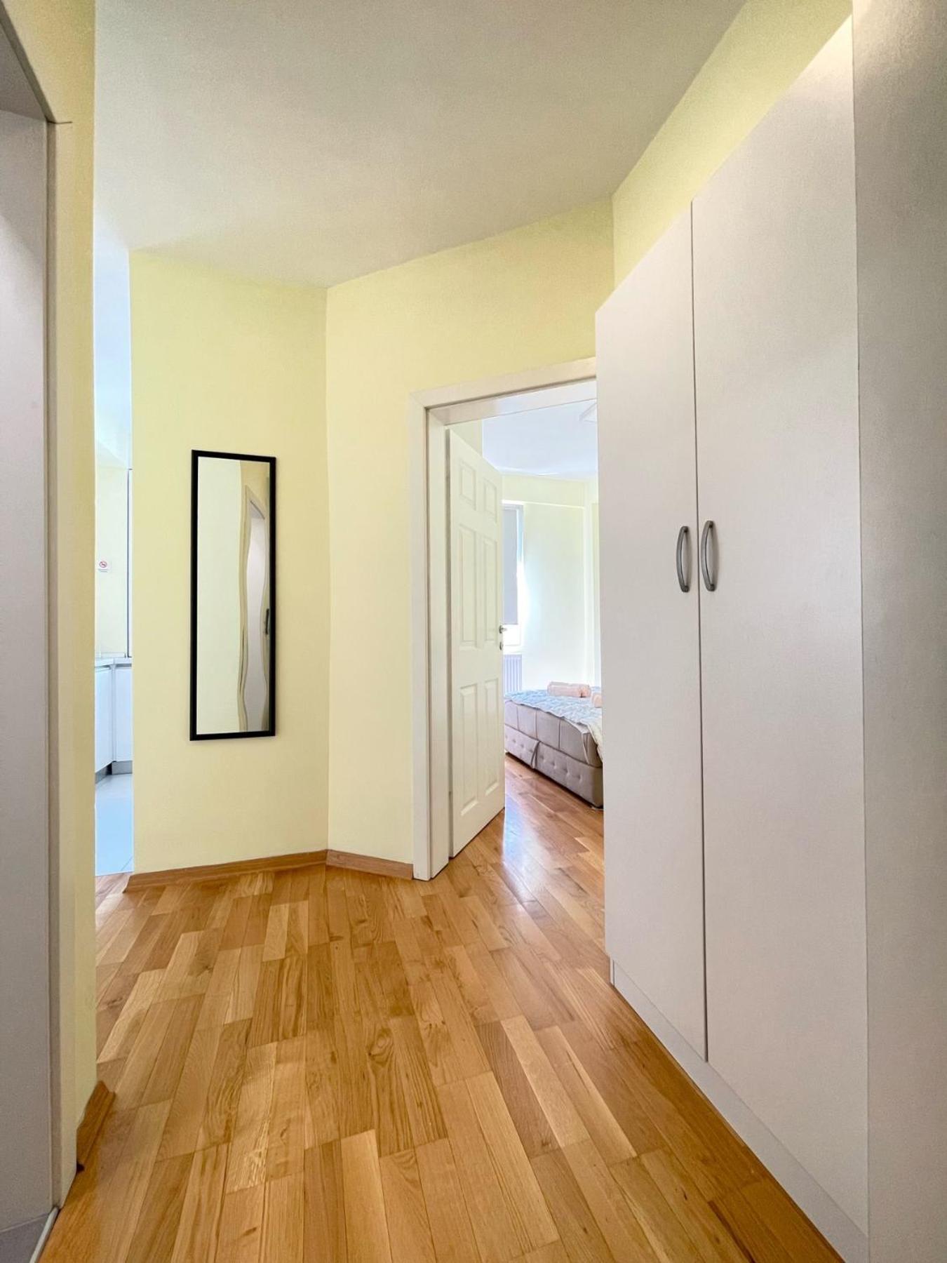 Apartment Irena 3 Skopje Exteriör bild