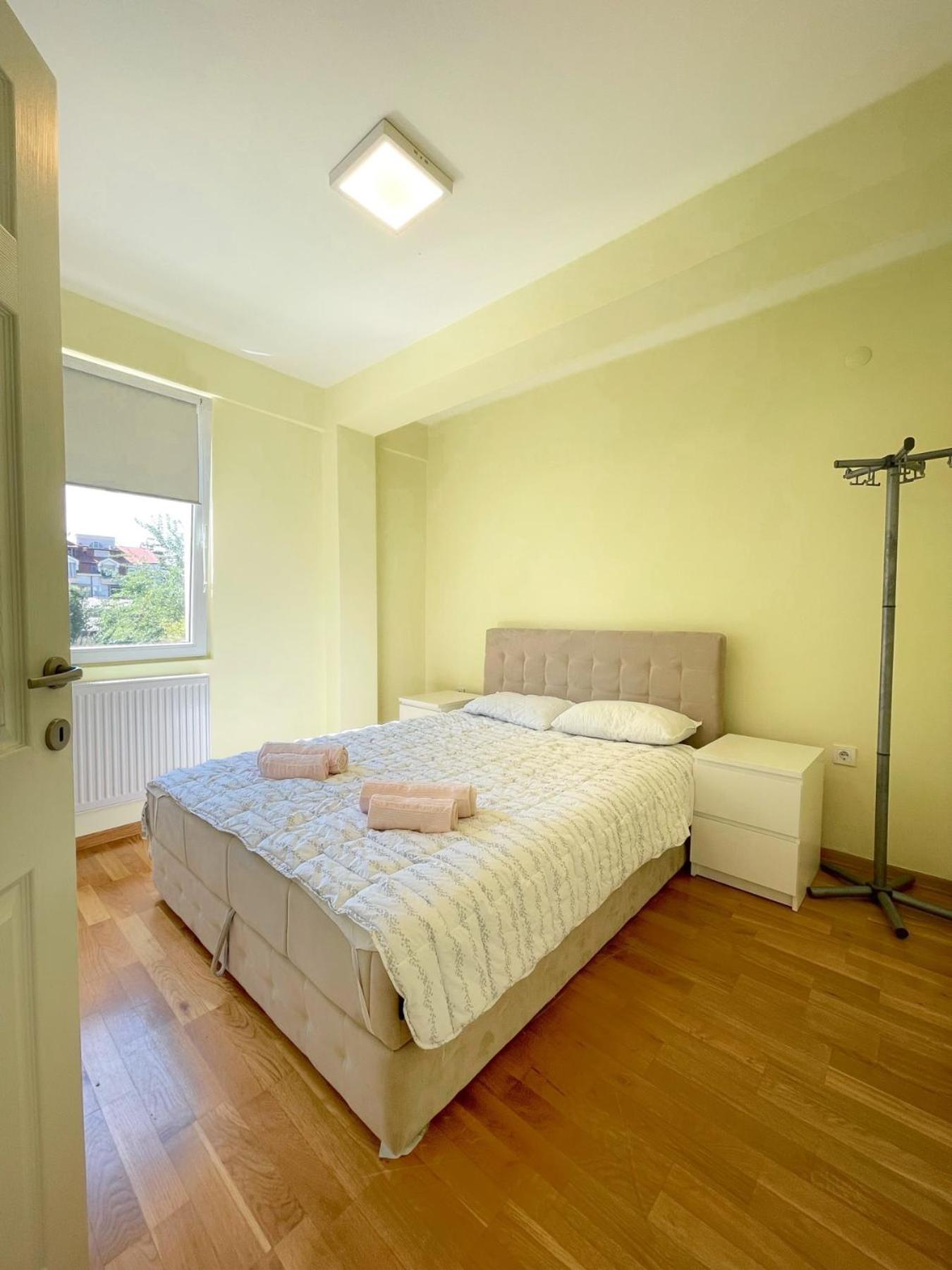 Apartment Irena 3 Skopje Exteriör bild